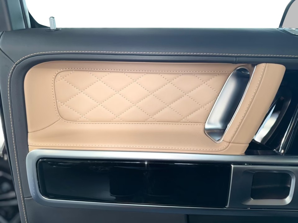 Mercedes-Benz G 63 AMG - foto 29