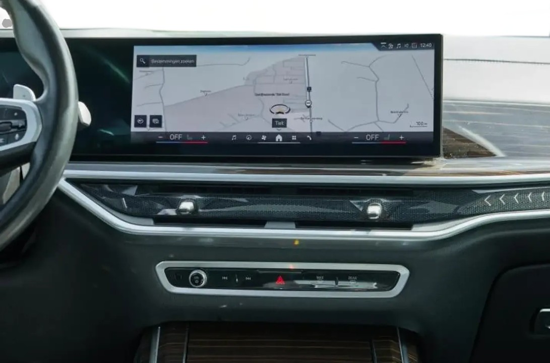 BMW X7 xDrive40d M-Sport - foto 12