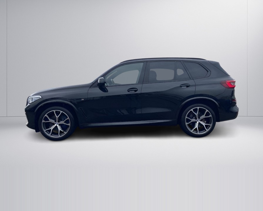 BMW X5 xDrive30d M-Sport (2)