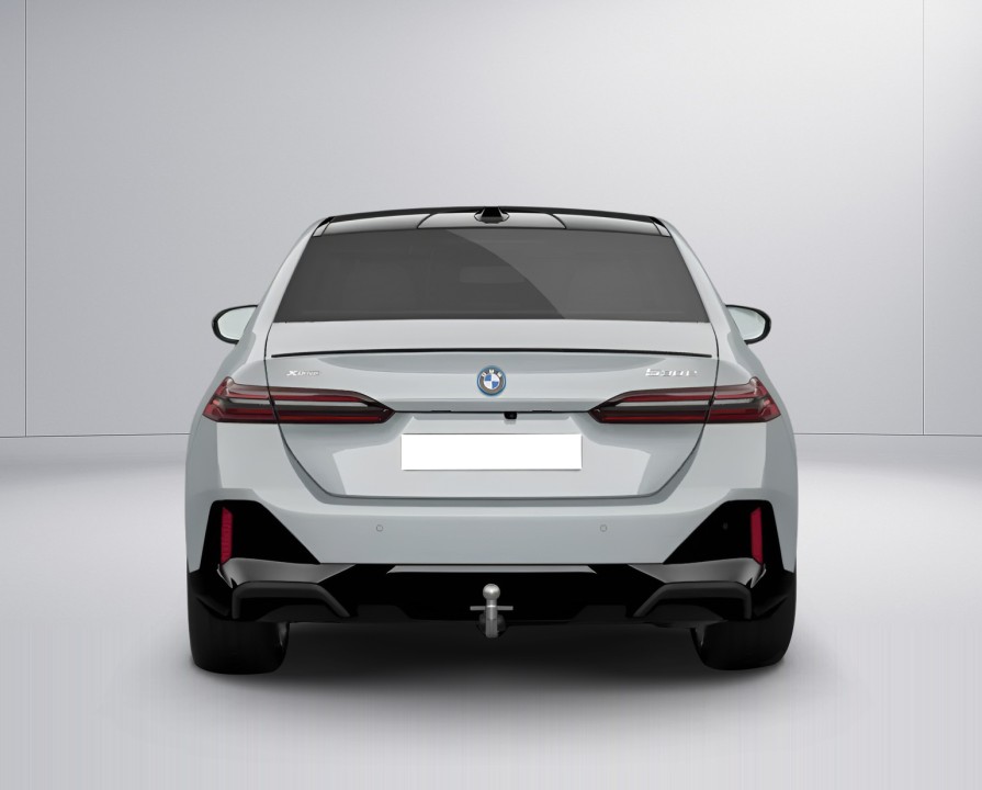 BMW Seria 5 xDrive530e (2)