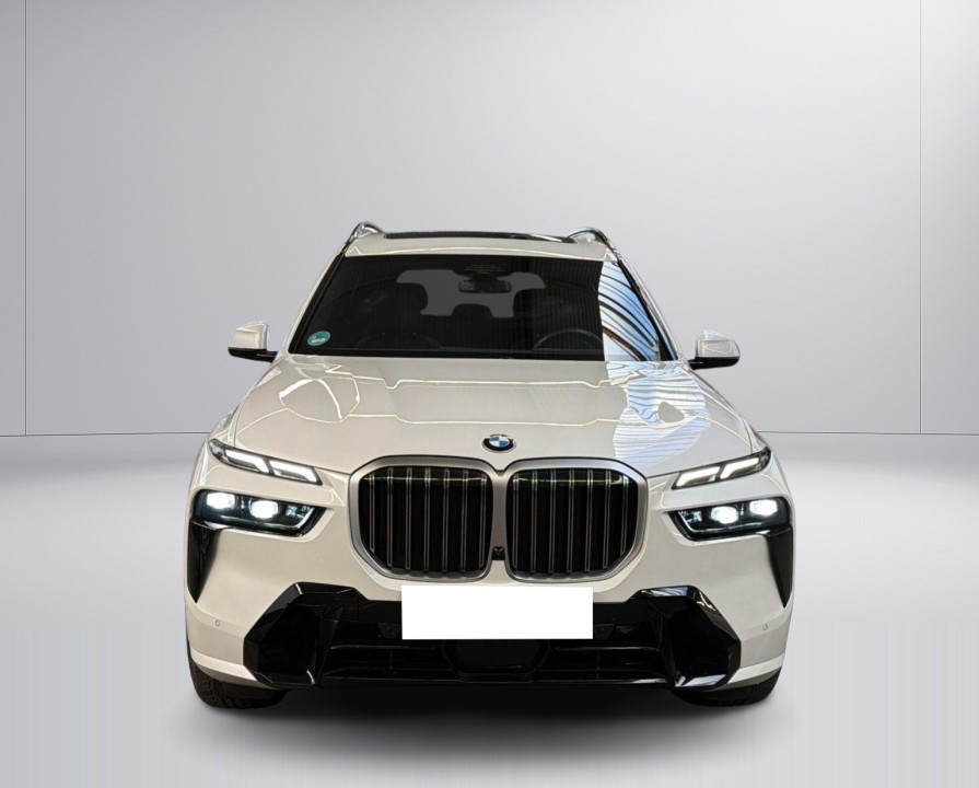 BMW X7 xDrive40d M-Sport (5)