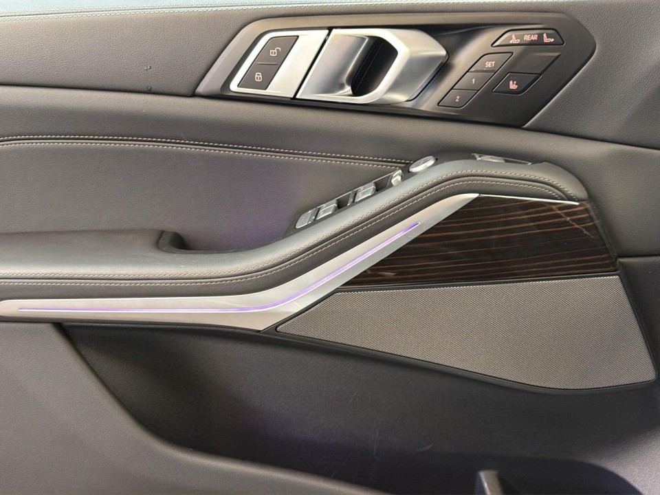 BMW X7 xDrive40d M-Sport - foto 12
