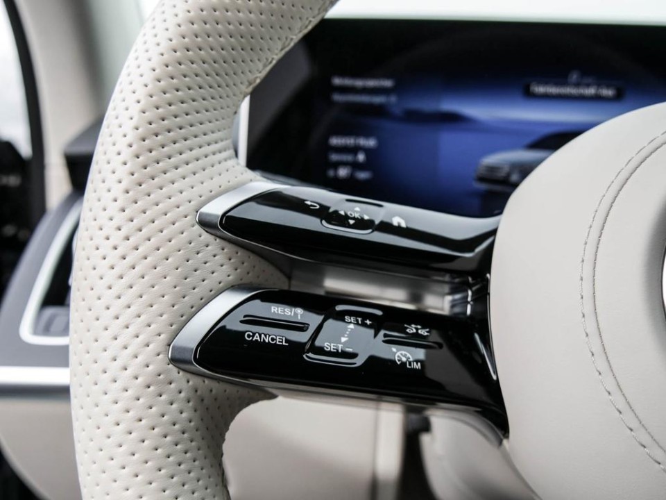 Mercedes-Benz S 580e 4MATIC AMG - foto 7