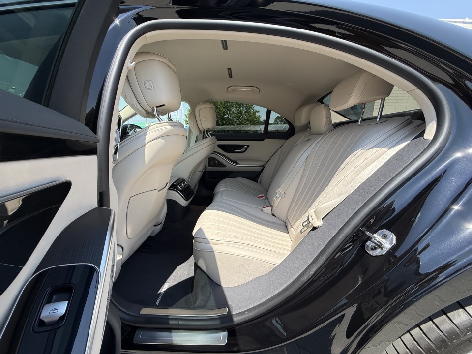 Mercedes-Benz S 580e 4MATIC AMG - foto 12