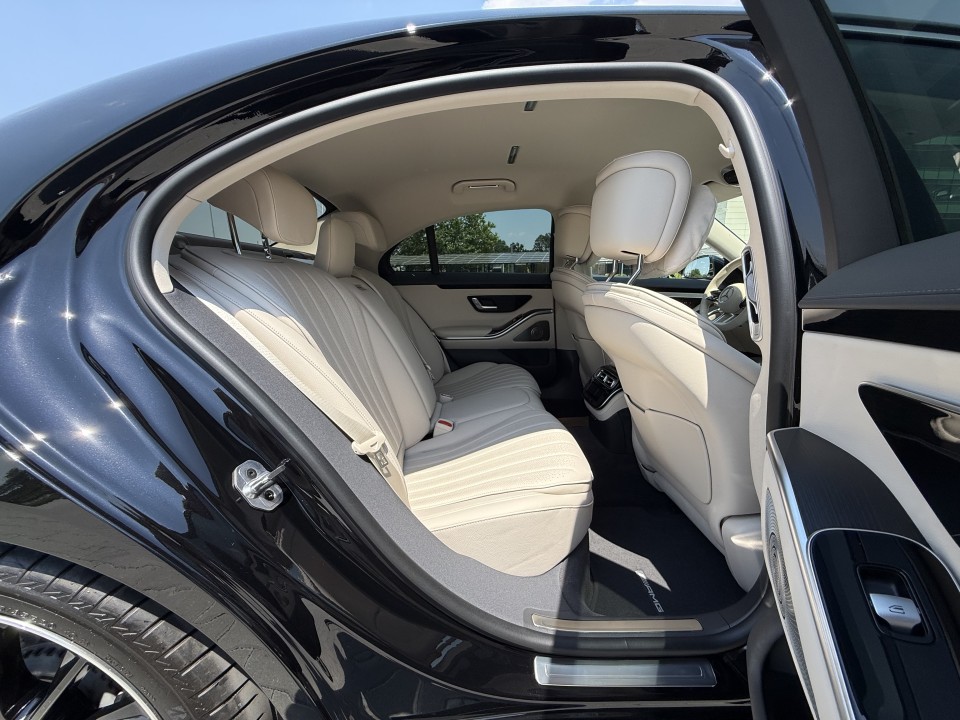 Mercedes-Benz S 580e 4MATIC AMG - foto 17