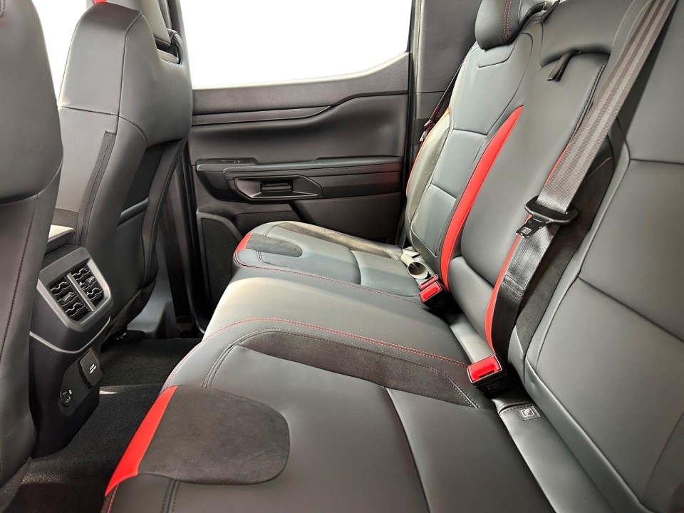 Ford Raptor - foto 7