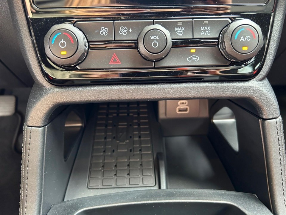 Ford Raptor - foto 12