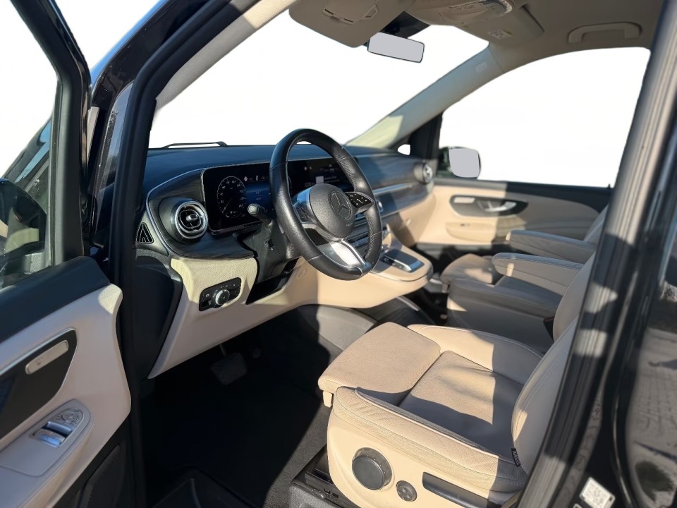 Mercedes-Benz V 300d 4MATIC - foto 10