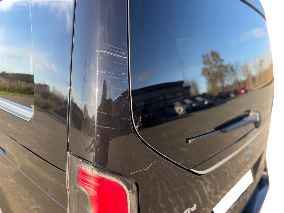 Mercedes-Benz V 300d 4MATIC - foto 22