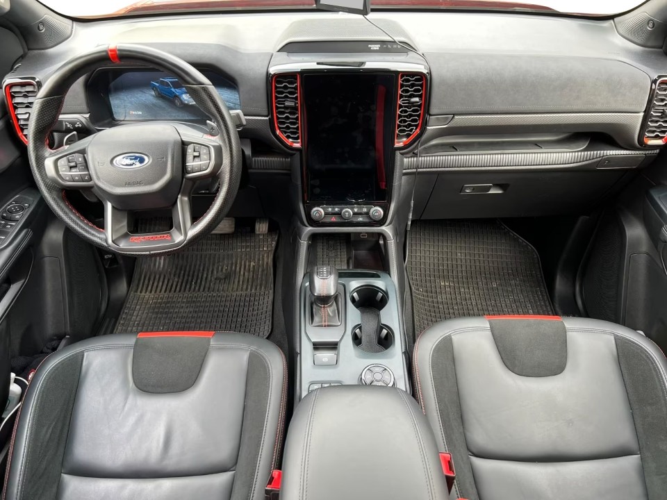 Ford Raptor - foto 8