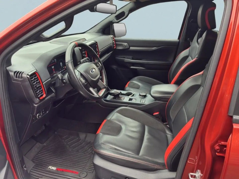 Ford Raptor - foto 6