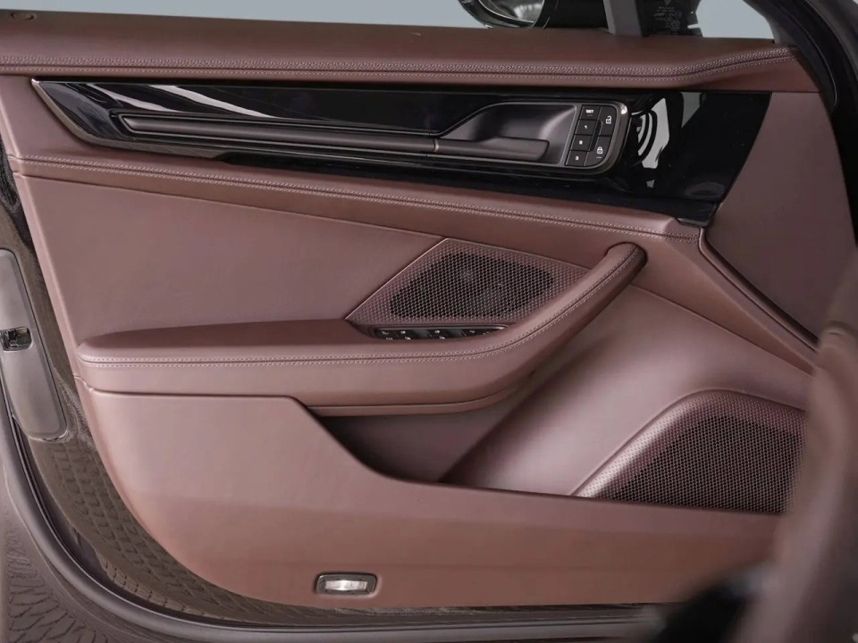 Porsche Panamera 4S E-Hybrid - foto 29