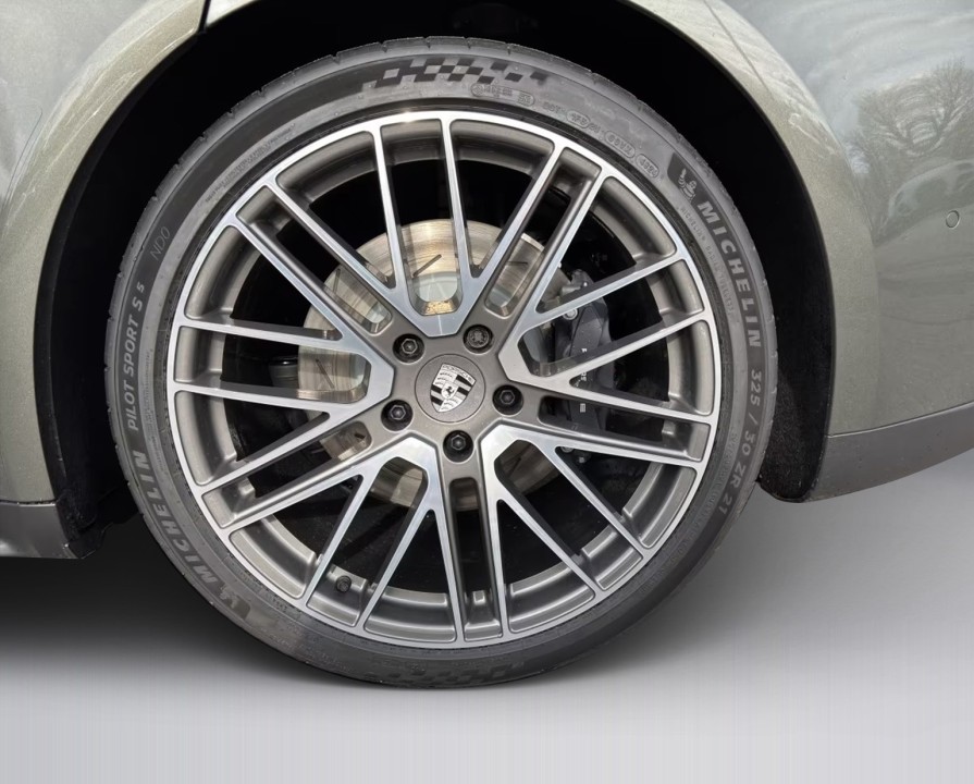 Porsche Panamera 4 E-Hybrid - foto 29