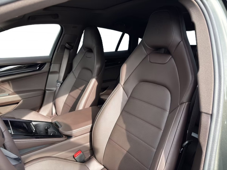 Porsche Panamera 4 E-Hybrid - foto 16