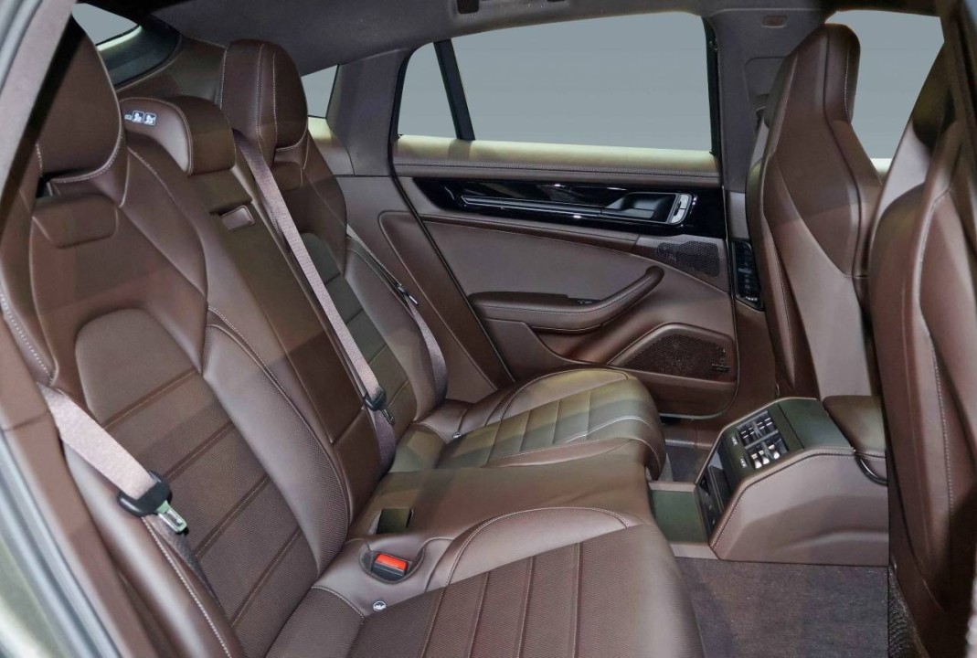 Porsche Panamera 4 E-Hybrid - foto 8