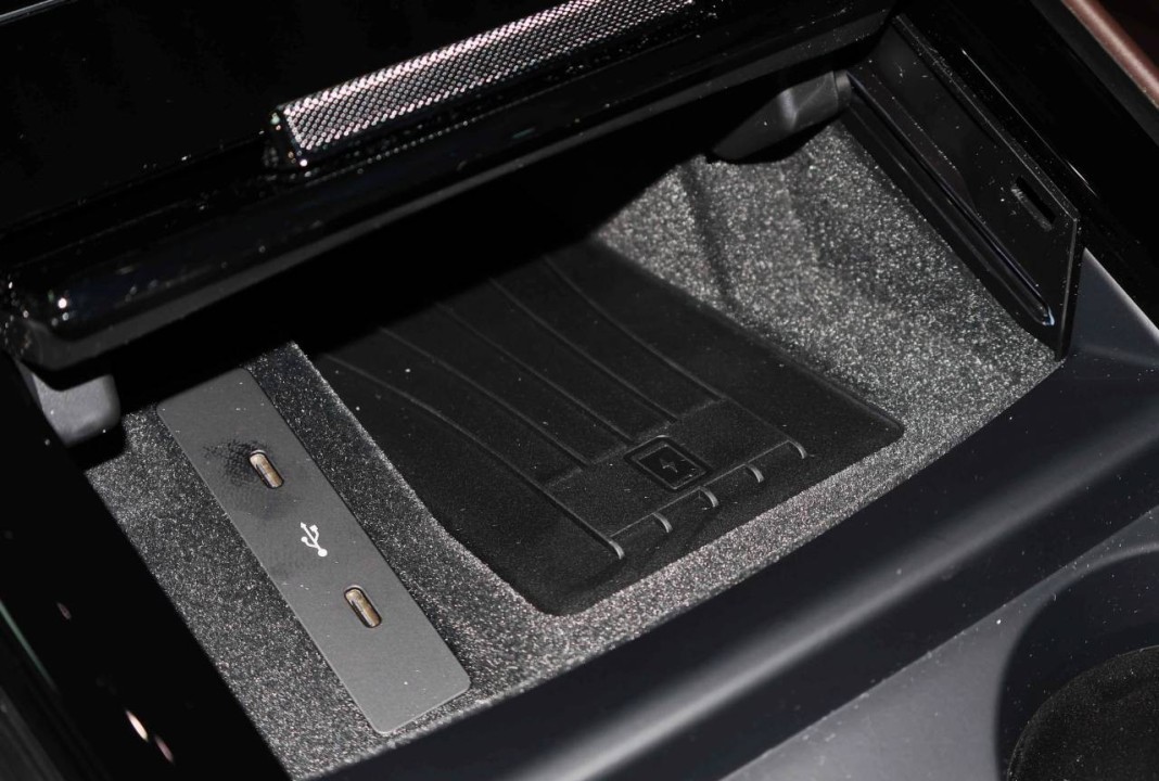 Porsche Panamera 4 E-Hybrid - foto 20