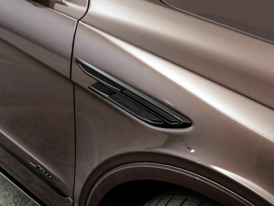 Bentley Bentayga - foto 36