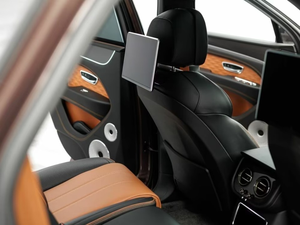 Bentley Bentayga - foto 22