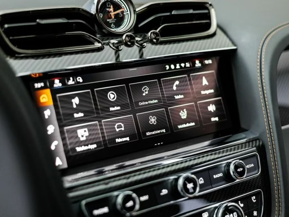 Bentley Bentayga - foto 17