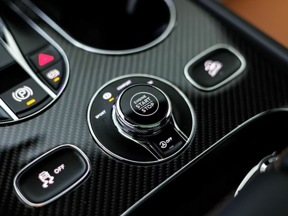 Bentley Bentayga - foto 13