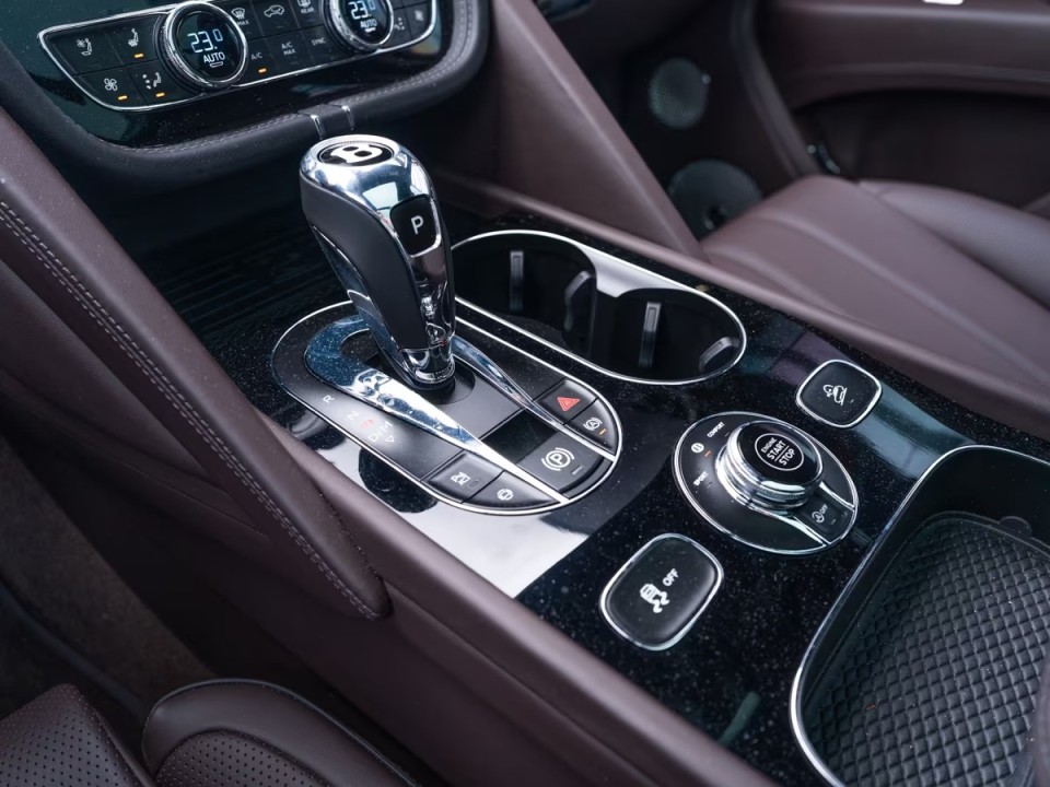 Bentley Bentayga S V8 - foto 13