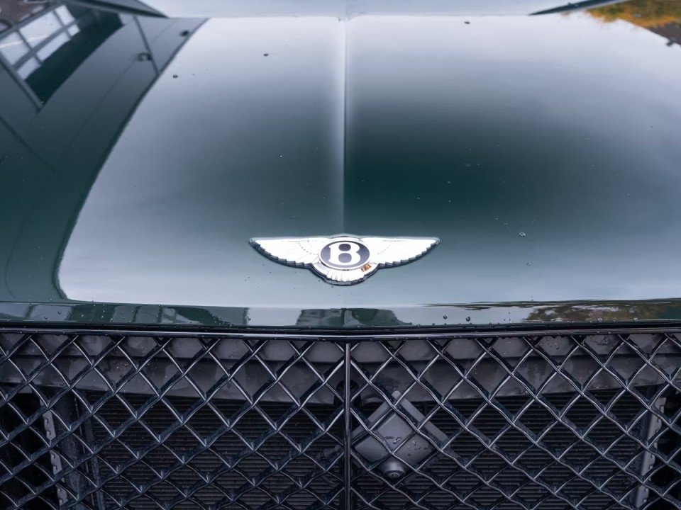 Bentley Bentayga S V8 - foto 22