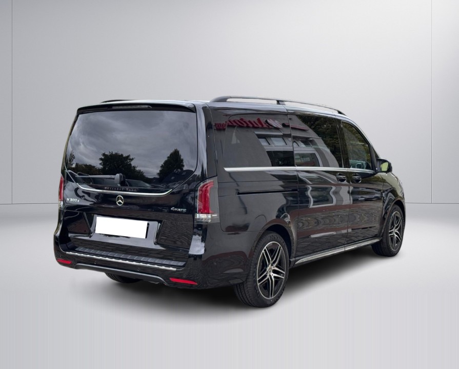 Mercedes-Benz V 300d 4MATIC AMG (2)