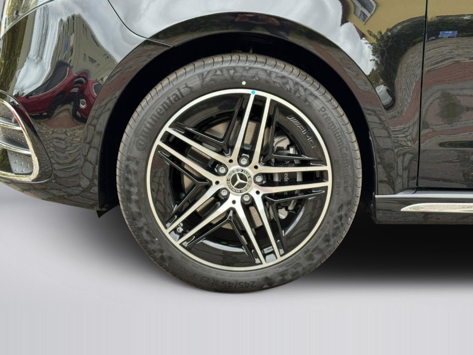 Mercedes-Benz V 300d 4MATIC AMG - foto 32