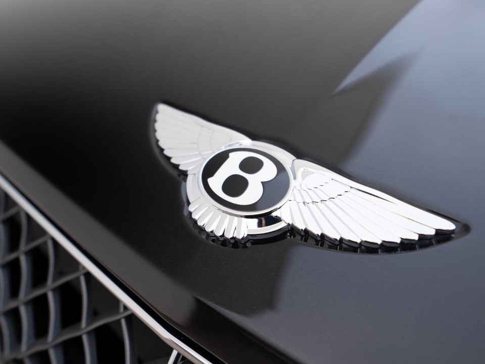 Bentley Bentayga Speed - foto 31