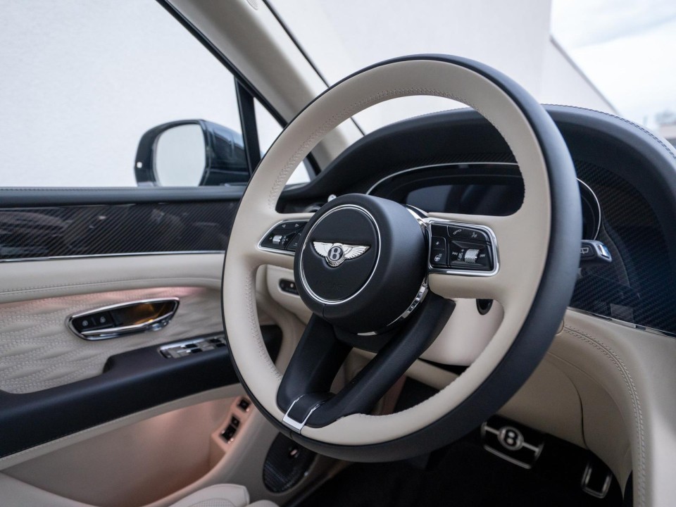 Bentley Bentayga Speed - foto 22