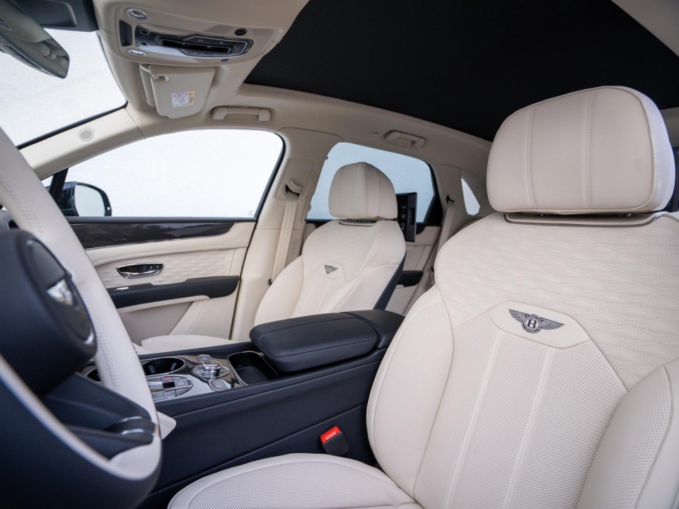 Bentley Bentayga Speed - foto 14