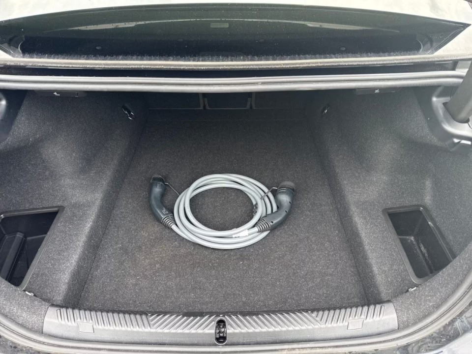 BMW Seria 5 530e M-Sport - foto 14