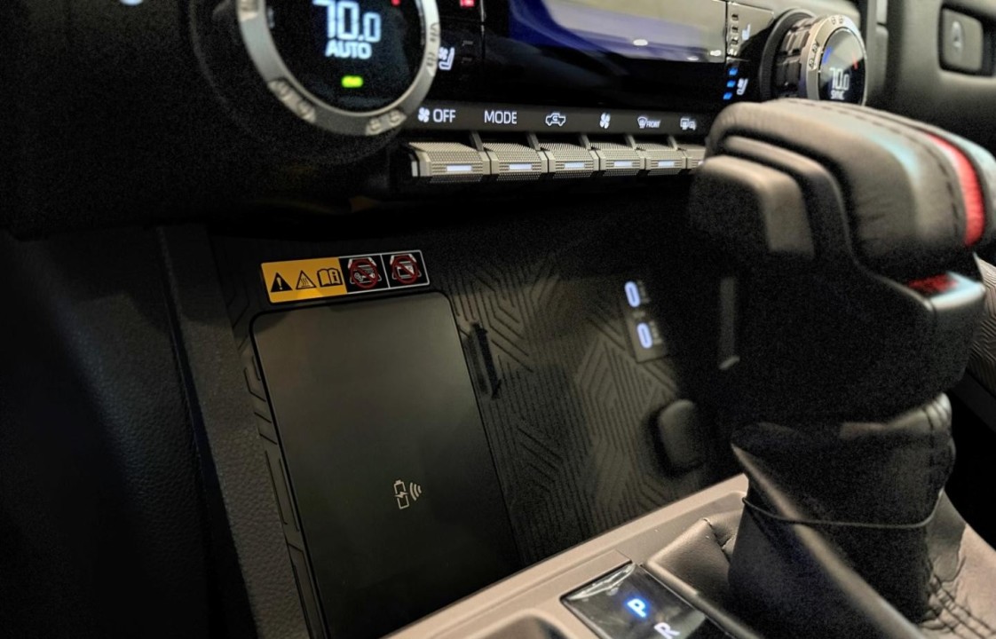 Toyota Tacoma - foto 20