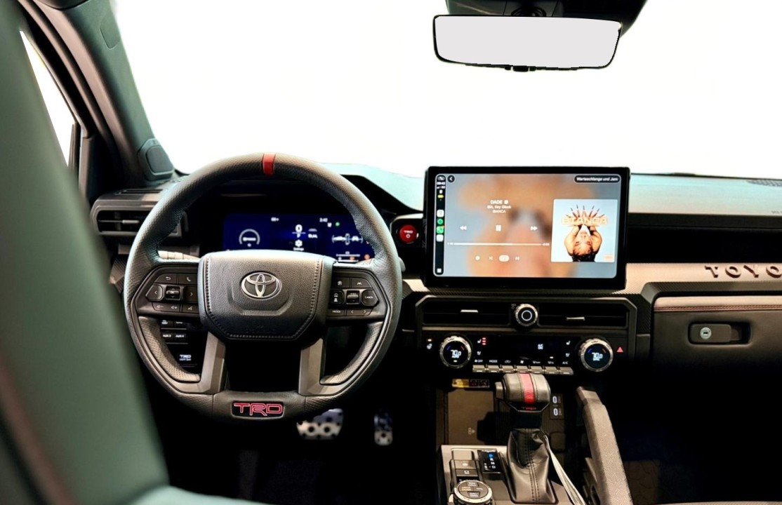 Toyota Tacoma - foto 15