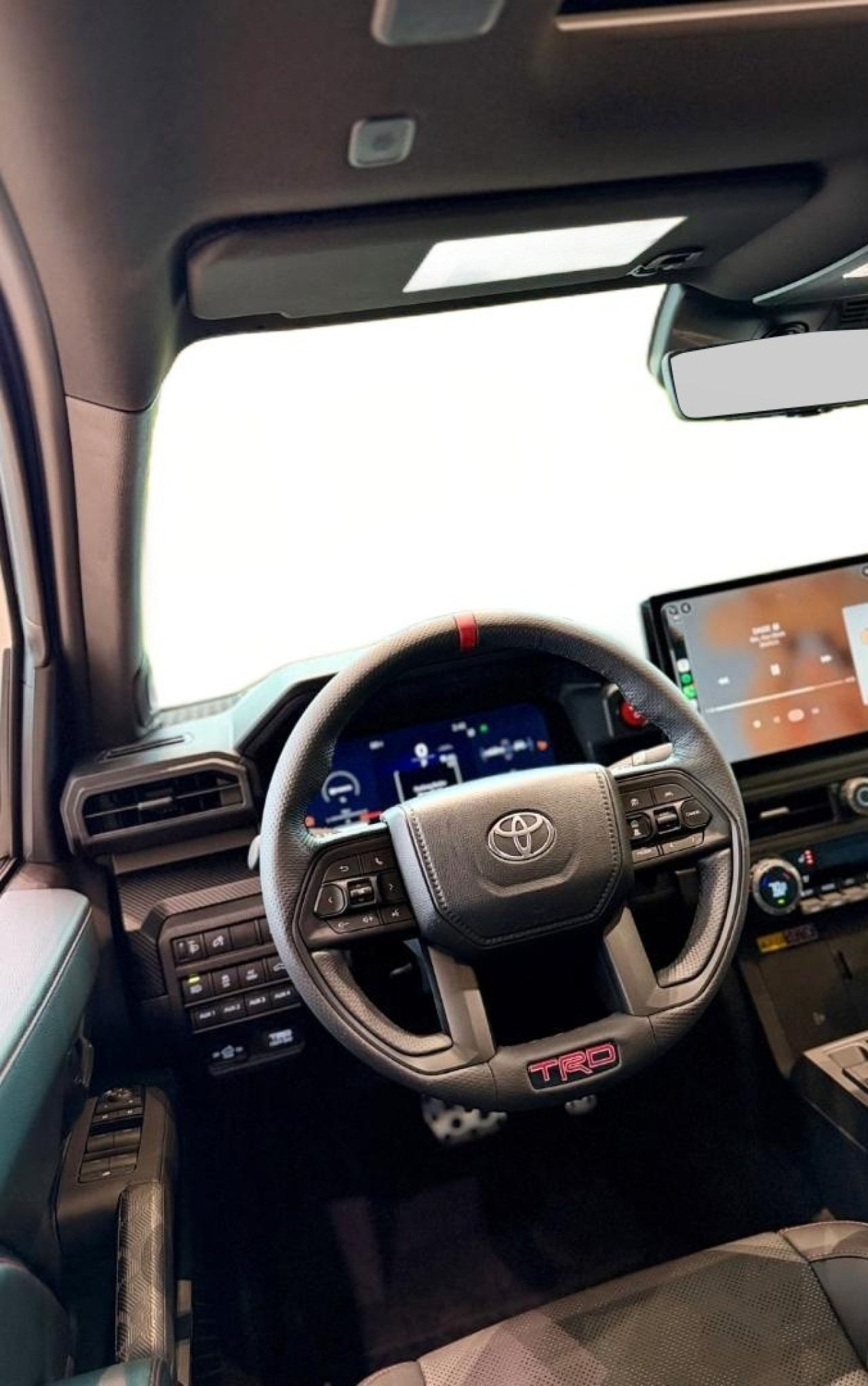 Toyota Tacoma - foto 16