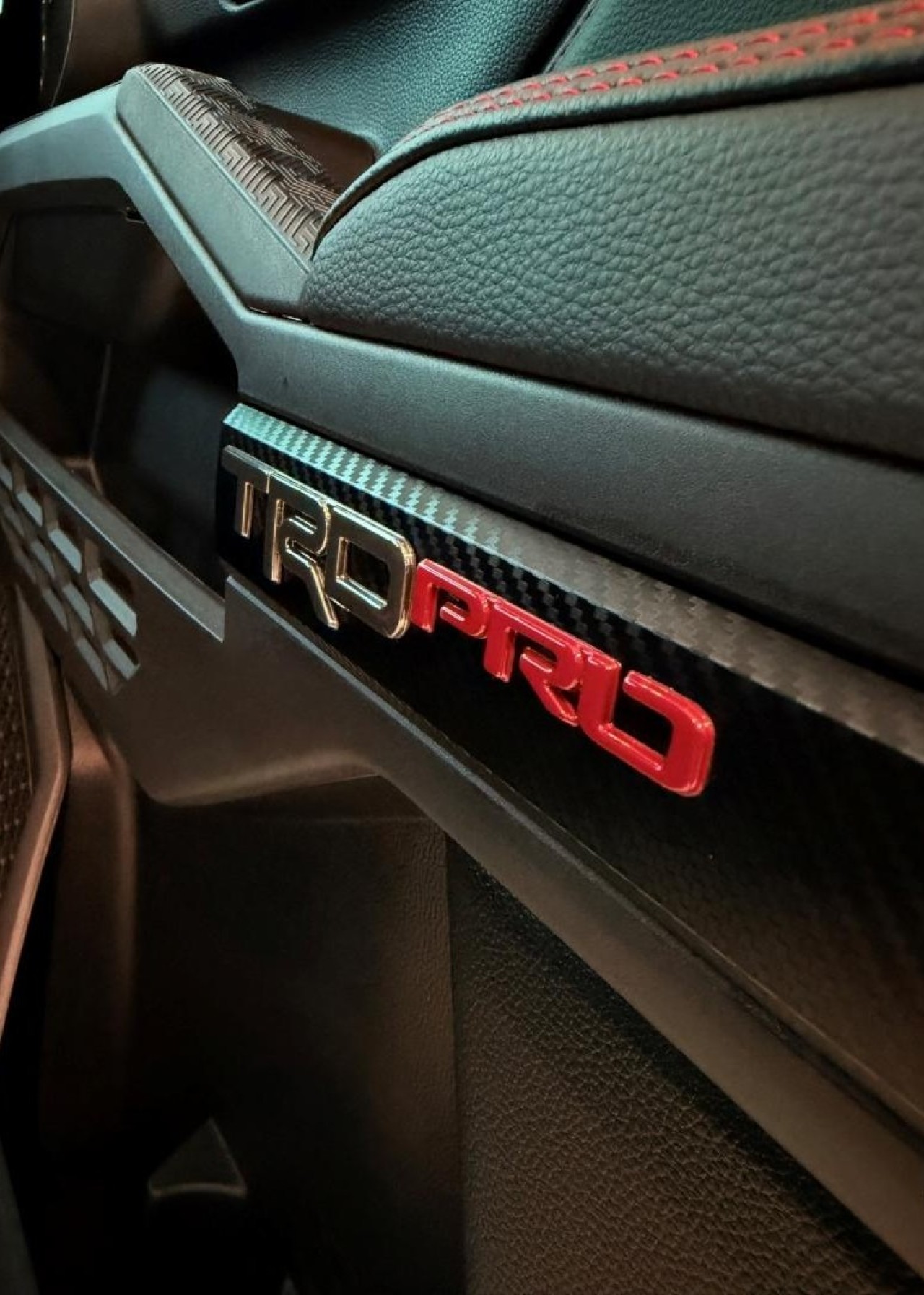 Toyota Tacoma - foto 22