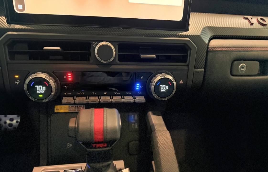 Toyota Tacoma - foto 19