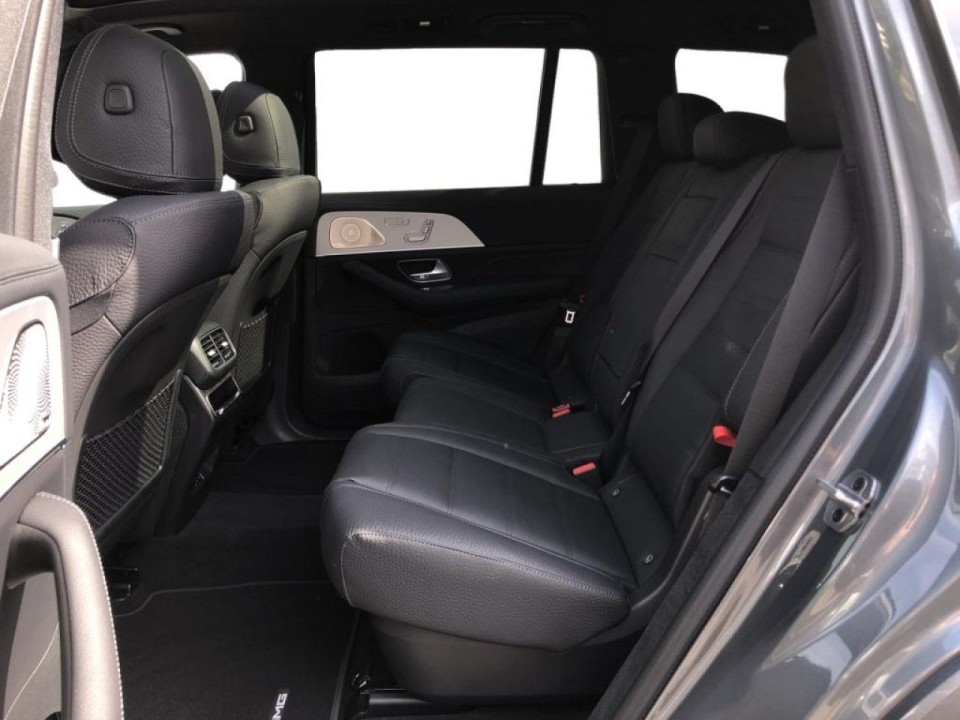 Mercedes-Benz GLS 450d 4MATIC AMG (4)