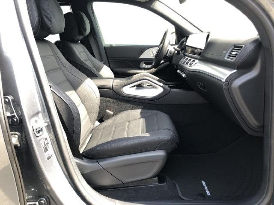 Mercedes-Benz GLS 450d 4MATIC AMG (5)
