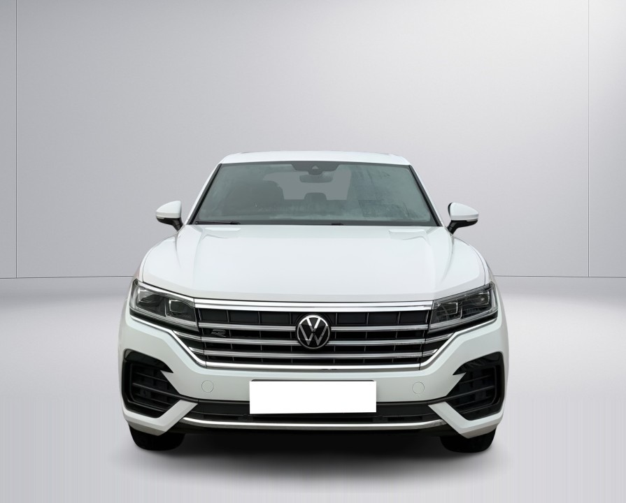 Volkswagen Touareg 3.0 TDI 4Motion R-LINE (2)