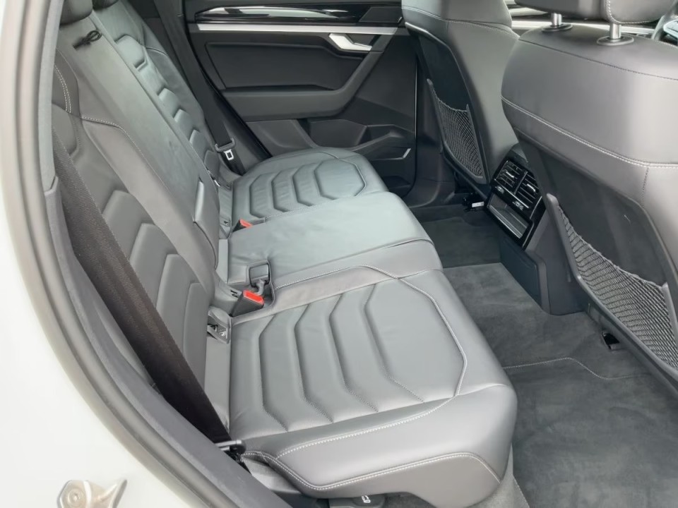 Volkswagen Touareg 3.0 TDI 4Motion R-LINE - foto 12