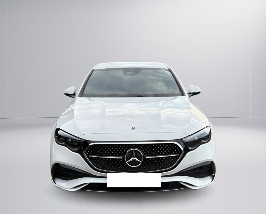 Mercedes-Benz E 300e AMG - foto 8