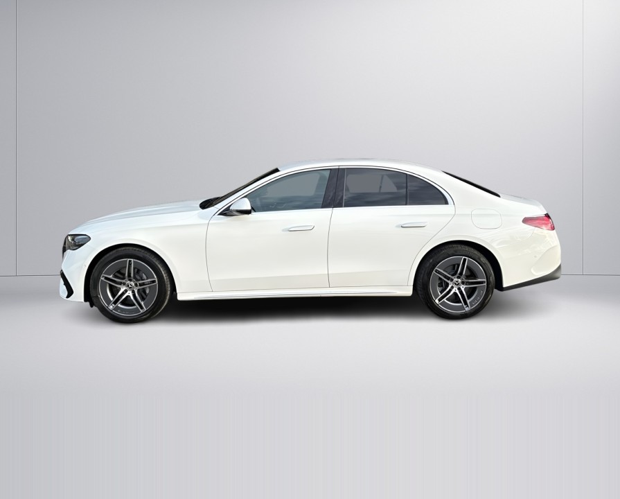 Mercedes-Benz E 300e AMG - foto 6