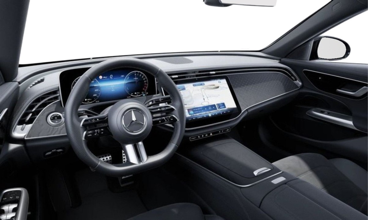 Mercedes-Benz E 300e AMG - foto 11