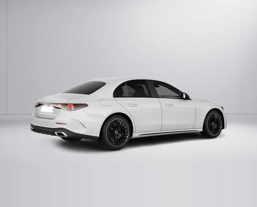 Mercedes-Benz E 300e AMG (3)