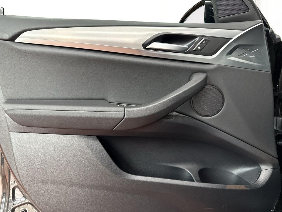 BMW X4 xDrive20d M-Sport - foto 17