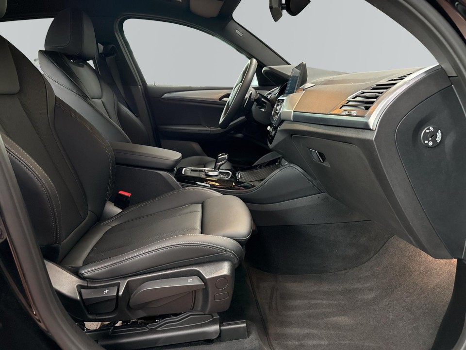 BMW X4 xDrive20d M-Sport - foto 11