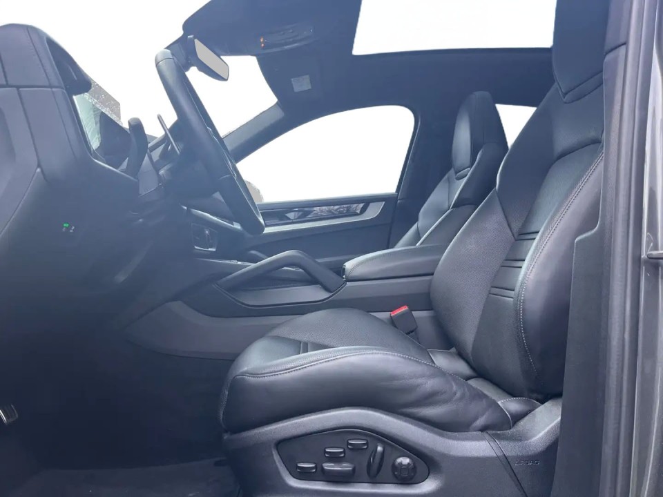 Porsche Cayenne Coupe S E-Hybrid (5)