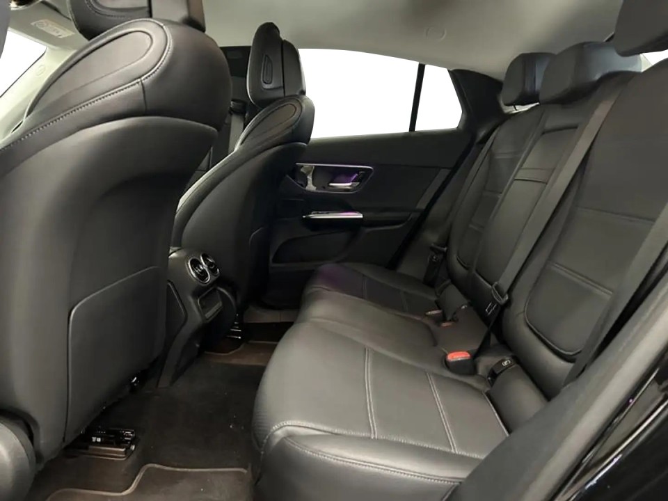 Mercedes-Benz GLC Coupé 300de 4MATIC (4)