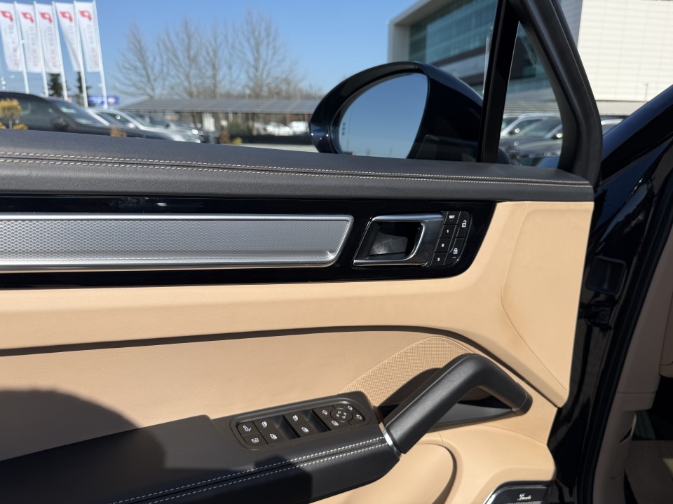 Porsche Cayenne Coupe E-Hybrid Platinum Edition - foto 28